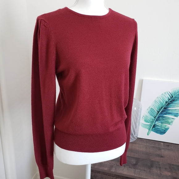 H&M Sweaters - 🆑️H&M Sweater Top with Back Bow Tie in Burgundy Red SZ Medium
